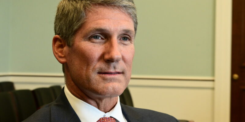 Franklin Reintroduces Bipartisan Bill Protecting Good Samaritans Using Defibrillators